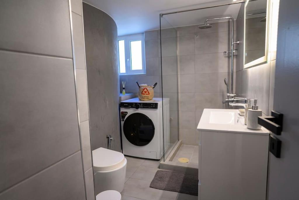 شقة Seaview Orchid 2 Bed Elegance أثينا المظهر الخارجي الصورة