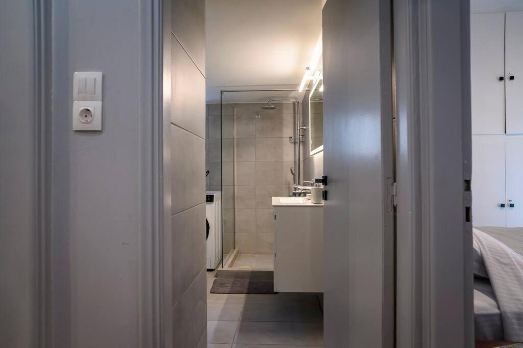 شقة Seaview Orchid 2 Bed Elegance أثينا المظهر الخارجي الصورة